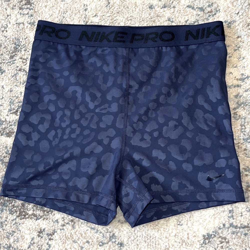 Brand New Nike Pros Navy Size Medium Women’s